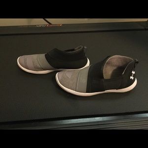 Under armour tennis shoes